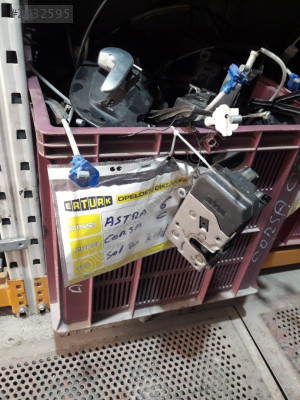 Astra  G sol sağ ön kapı elektirikli  kilitleri 2000