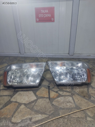 JEEPGRAND CHEROKEE WJ FAR TAKIMI KUSURSUZ HASARSIZ ORJİNAL