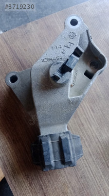 Renault Clio4  0.9 TCE motor takozu orijinal