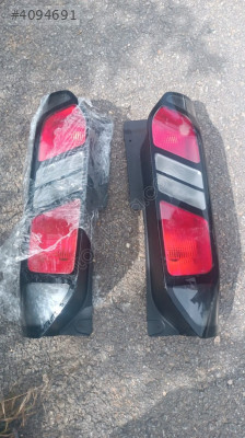 2024-25 FORD CUSTOM SAĞ-SOL ARKA STOP SIFIR ORJİNAL