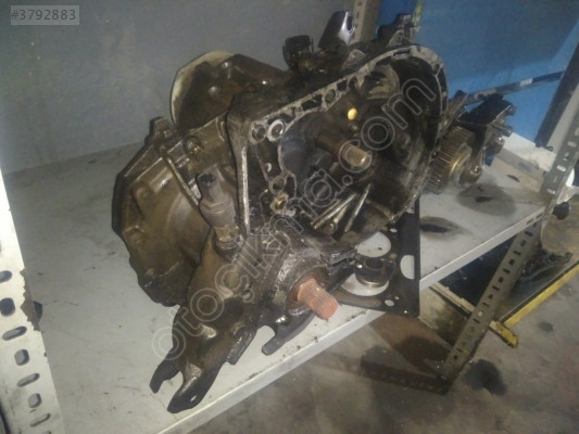 Kango Kangoo F8T F8Q Şanzıman Şanzuman 1.9
