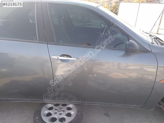 Alfa Romeo Sağ Ön Kapi dolu