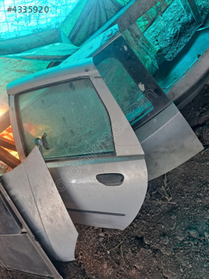 2004 punto sol arka kapı dolu