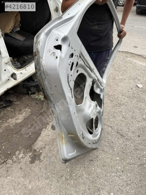 Linea sol arka kapı