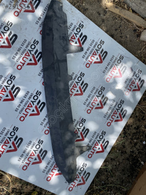 Toyota yaris arka tampon difüzörü