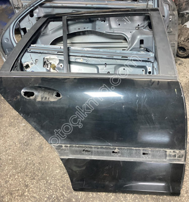 Mercedes W203 SW Sağ Arka Kapı