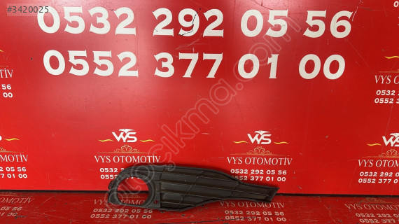 2012-2015 BMW 3 Serisi F30  Sol Sis Farı Çerçevesi 18648510