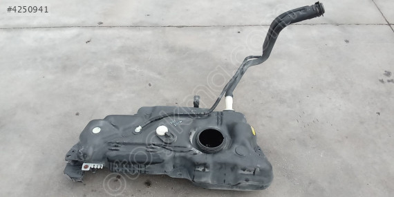 peugeot 301 2014 1.6 çıkma orjinal yakıt deposu (son fiyat)