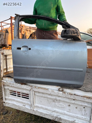 Ford focus 2 sağ ön kapı Orjinal