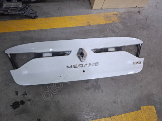 Megan 4 bagaj kapak kaplamasi butonlu