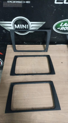 5K0858063 VW GOLF 6  TEYP ÇERÇEVESİ