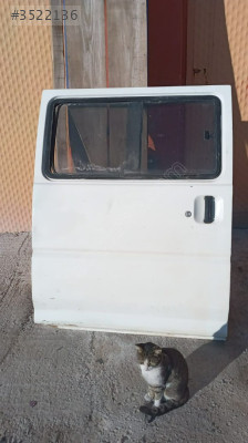 MİTSUBİSHİ SAĞ SÜRGÜLÜ KAPI
