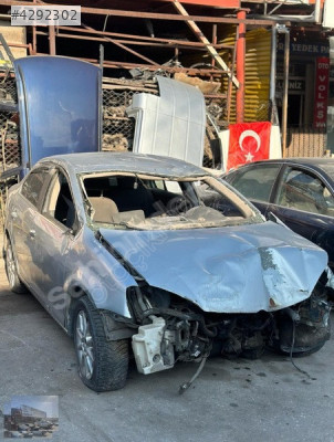 VW JETTA SAĞ ÖN ÇEYREK ŞASİ SAŞE MARŞPİYEL KUPA KILIÇ SACI PODY