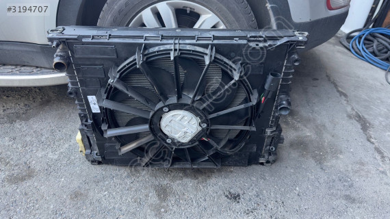 BMW G30 BENZİN RADYATÖR FAN SETİ