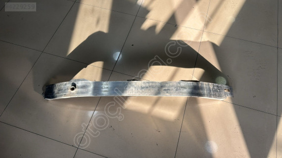 BMW 3 SERİ F30 1 SERİ F20 F32 F36 ÖN TAMPON DEMİRİ 51117255393