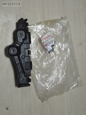 Clio Symbol Joy Ön tampon Braketi Sağ 631427092R
