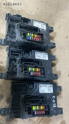 OPEL CORSA D SİGORTA KUTUSU