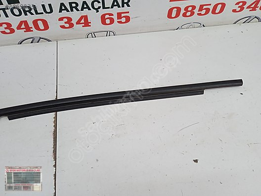 TOYOTA YARİS CORSS SIFIR SAĞ ARKA CAM SIYIRICI 2023