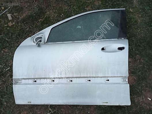MERCEDES W203 ORJİNAL SOL ÖN KAPI ÇIKMA HATASIZ