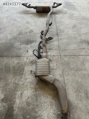 BMW G30 520 DİZEL EGZOZ ÇIKMA ORJİNAL