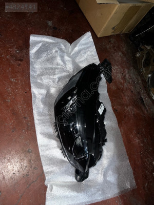 PEUGEOT 208 SAĞ ÖN FAR SIFIR ORJİNAL 9833036180