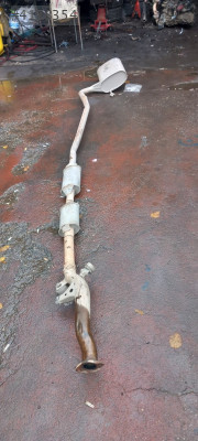 Toyota carina komple egsoz