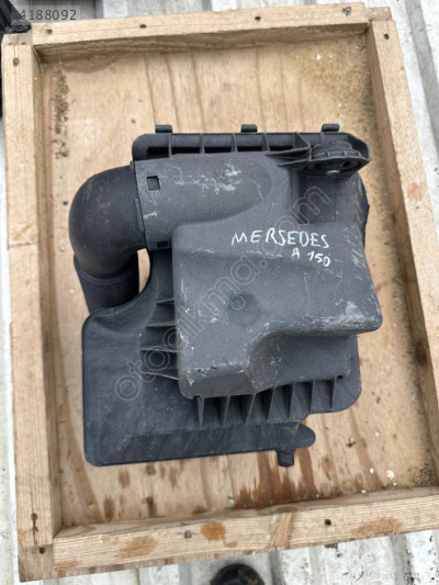 MERCEDES A150 ÇIKMA ORİJİNAL HAVA FLİTRE KUTUSU