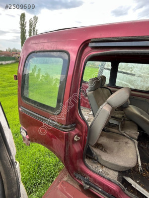 RENAULT KANGOO 2 SAĞ ARKA ÇAMURLUK MONTECAR 2
