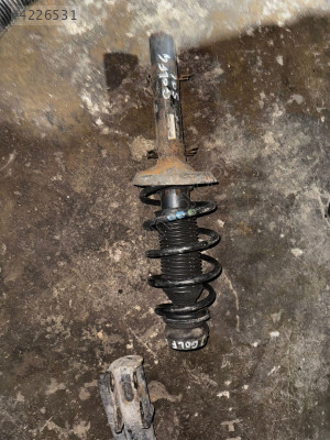 VOLKSWAGEN GOLF 4 AMORTİSÖR SOL