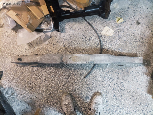 OPEL ASTRA H ARKA TAMPON DEMİRİ ÇIKMA ORJİNAL YEDEK PARÇA