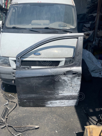 Courier sol ön kapı çıkma