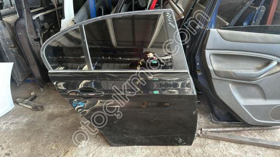 BMW E90 3 SERİSİ ARKA KAPI SAĞ DOLU BURSA MG