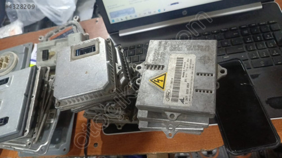 FORD MONDEO MK1 FAR BEYNİ ORJİNAL ÇIKMA--1s71 12b655 -aa