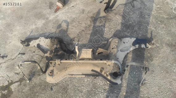 RENAULT TRAFİC 2 MOTOR TRAVERSİ CIKMA