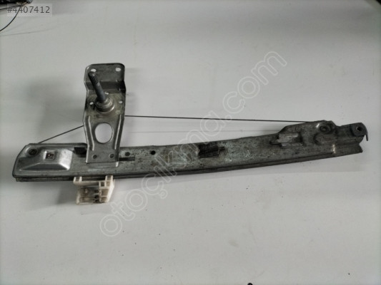 03397 RENAULT MEGANE 2 SOL ARKA KAPI CAM KRİKOSU