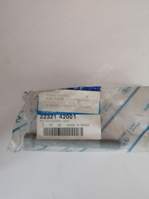 22321 42001 HYUNDAI H100 SİLİNDİR KAPAK SAPLAMASI