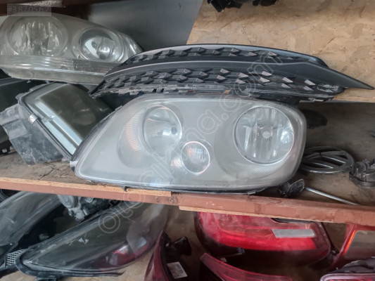 VW Caddy Modeli İçin Sol Ön Far - Oto Çıkma Parçalar