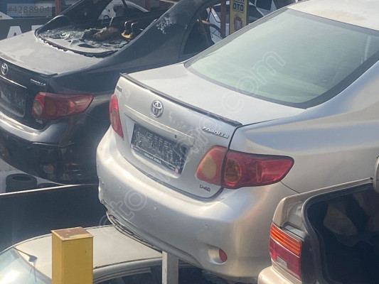 Toyota Corolla Kesme Arka 2008 Çıkma Yedek Parça