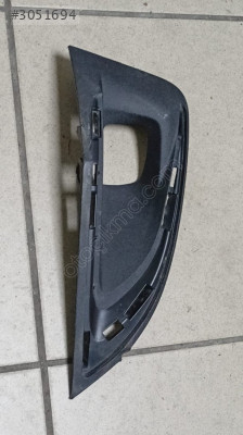 Peugeot 3008 Tampon sağ ızgarası NİKELAJSIZ ÇIKMA