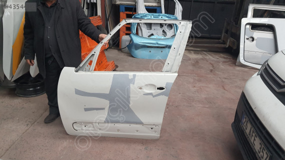 Fiat 500 l sol ön kapı sefalılar oto cikma