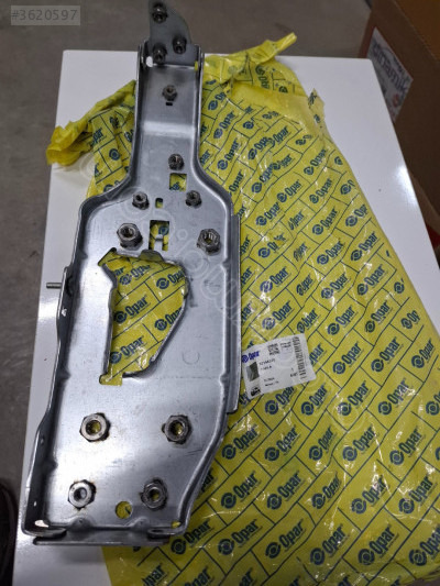 Fiat egea ön panel baglanti ayagi sol 52194320