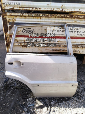 FORD FUSİON ÇIKMA ORJİNAL SAĞ ARKA KAPI