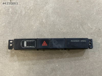 2015-2019 MİTSUBİSHİ L200 DÖRTLÜ DÜĞMESİ 8002C293