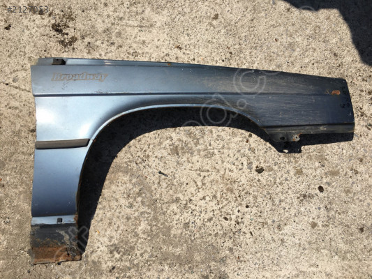Renault 9 Sağ Ön Çamurluk