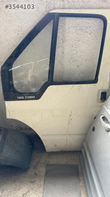 FORD TRANSİT SOL ÖN KAPI