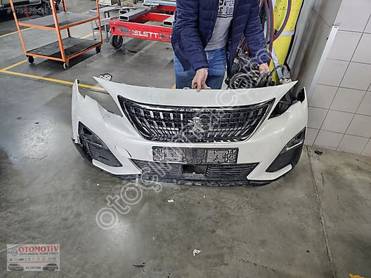 PEUGEOT 5008 BEYAZ ÖN TAMPON ORJINAL DOLU