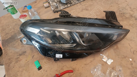 Orjinal Fiat Egea Cross Sağ Ön LED Far - Çıkma