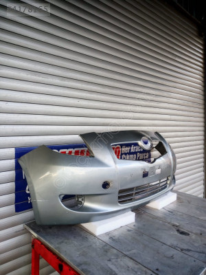 TOYOTA YARIS 2005-2011 GRI ÖN TAMPON-DÜZCE ÇIKMA