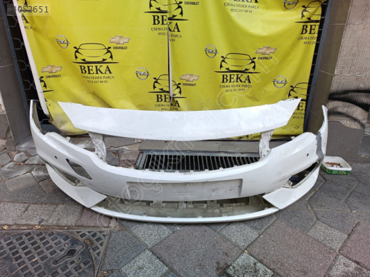 OPEL ASTRA K ÖN TAMPON MAKYAJLI ÇIKMA ORJİNAL YEDEK PARÇA
