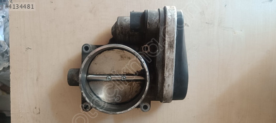 4.4 Gaz kelebeği BMW Range Rover